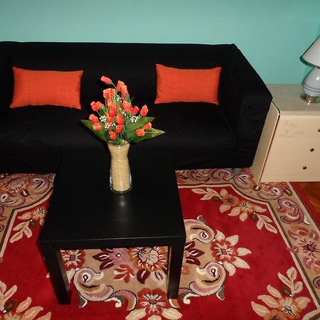 Cheap Booking Rooms Оспиталет-де-Льобрегат Экстерьер фото